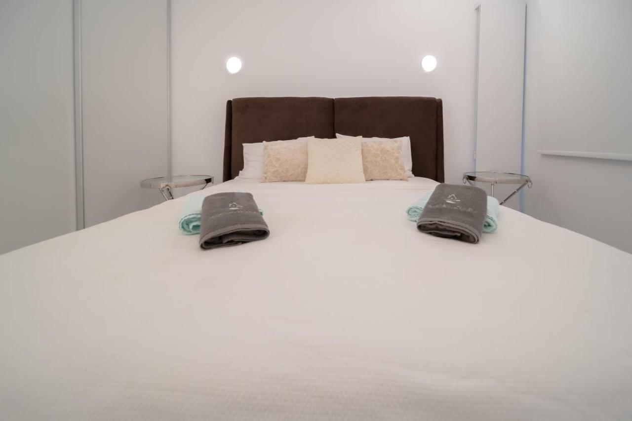 Luxurious Sea Front Three Bedroom Apartment 利马索尔 外观 照片